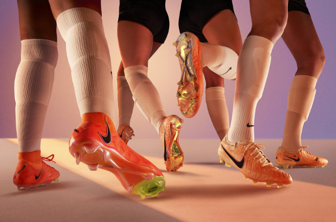 Chaussures de football pour femme de Modora.fr Chaussures de football roses pour femme de Modora.fr