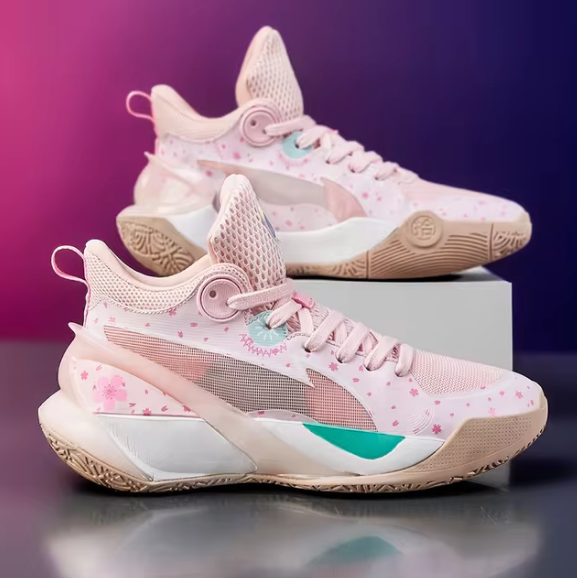 Baskets de basketball roses pour femme de Modora.fr