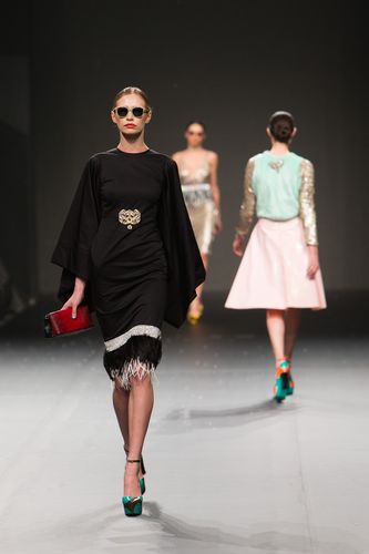 Robes élégantes femme manches longues 7
